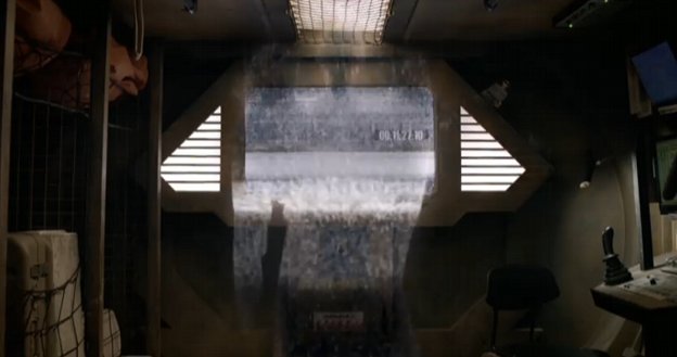 Amy freezes the Weeping Angel. Clever girl.